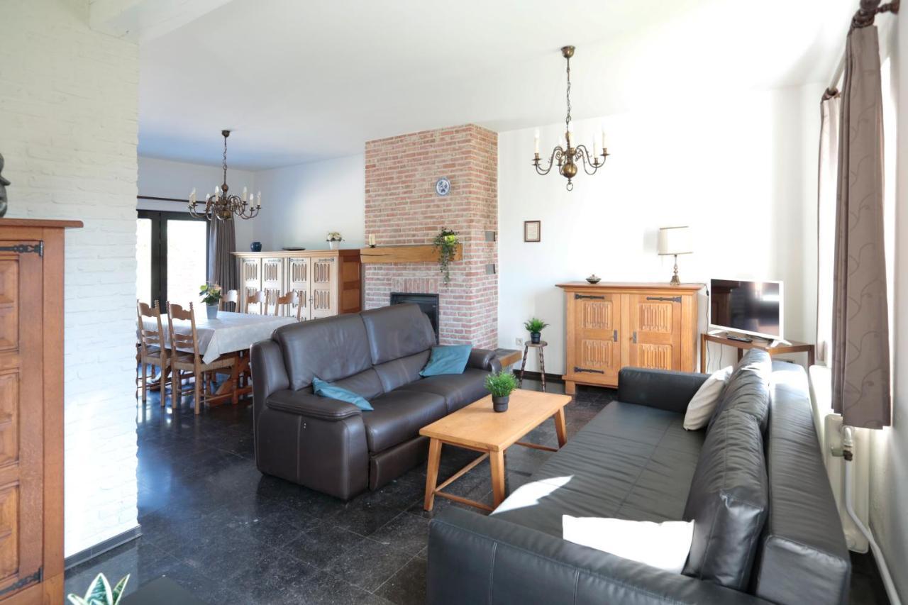 Huisje Van De Meentocht Rumst Extérieur photo